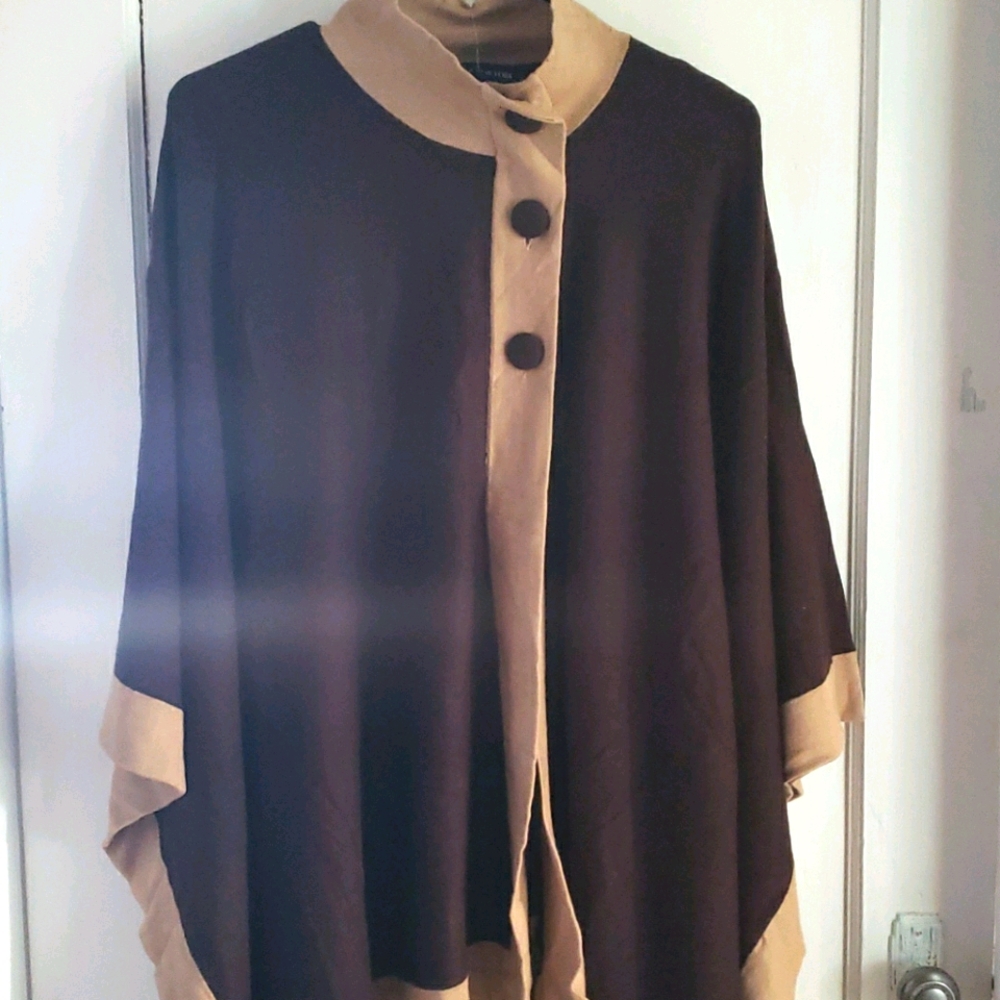 NWT Brown Sweater Poncho